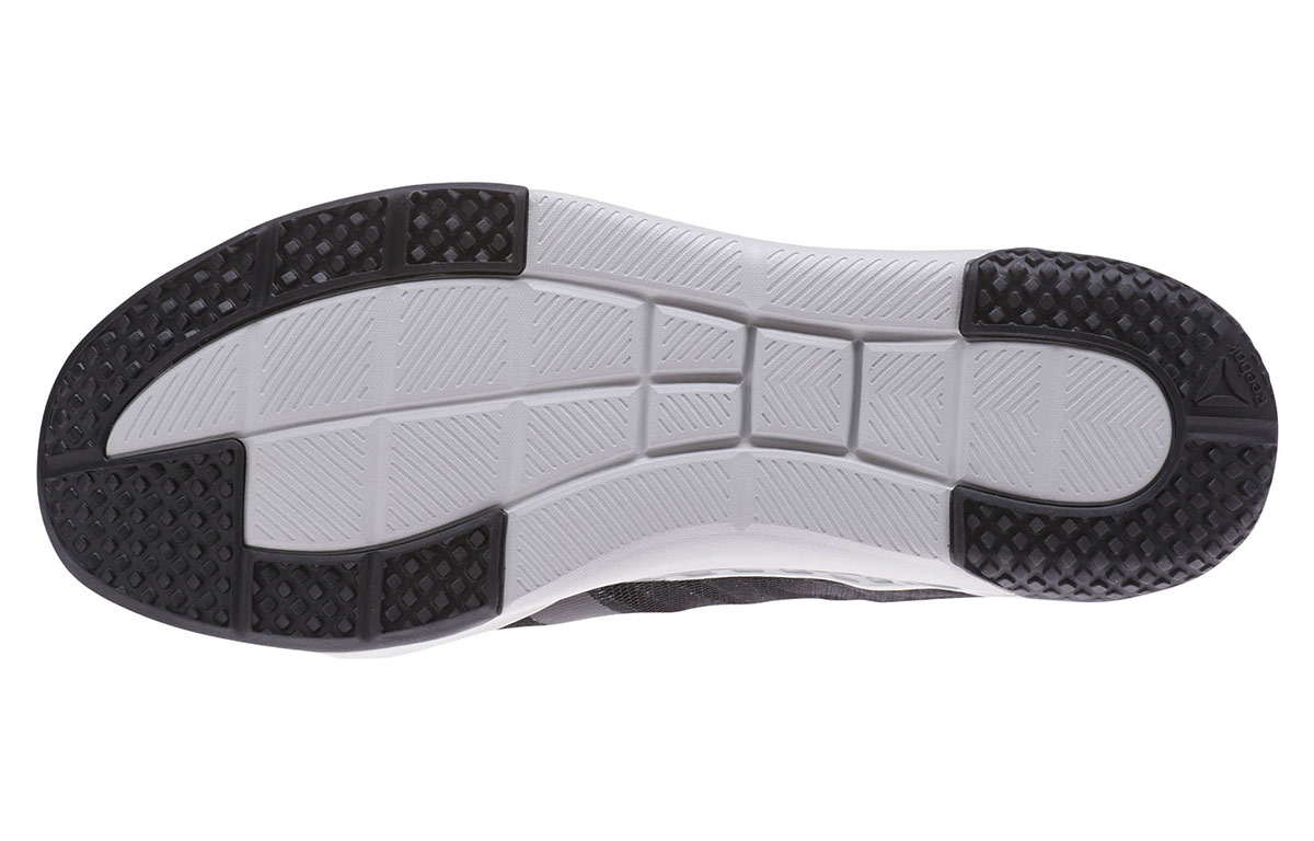 Details for (W) Reebok Everchill TR 2.0 ''Zwart'' CN1282