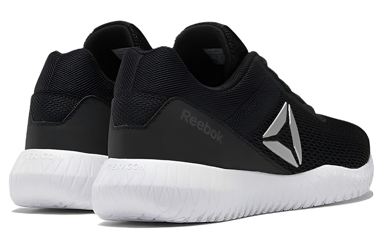 Shop Reebok Flexagon Energy 舒適輕便訓練鞋 女款 黑