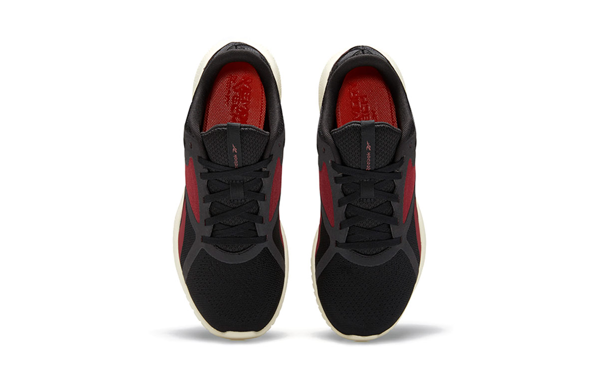 Purchase (W) リーボック フレクサゴンフォース 2.0 黒×赤 FX0170