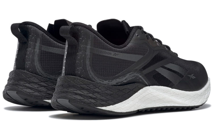 Shop （女性）Reebok Floatride Energy 3 Adventure '黑色純灰' G58172