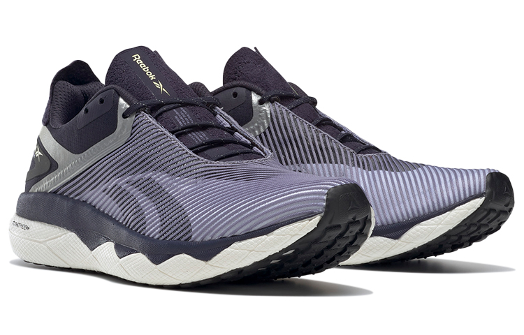 Lookbook (Women) Reebok Floatride Professional 'Black Blue' EG1931