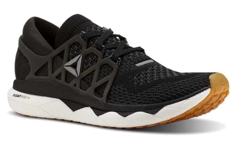 Lookbook (W) 锐步 Floatride Run '黑白配色' CN7263