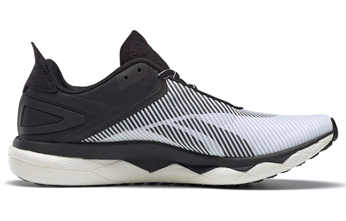Order (W) Reebok Floatride Run Panthea 'Hitam Lari' EF7903