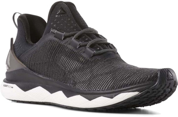 (W) Reebok Floatride Run Smooth 'Hitam Putih' CN6310 Lookbook (W) Reebok Floatride Run Smooth 'Hitam Putih' CN6310