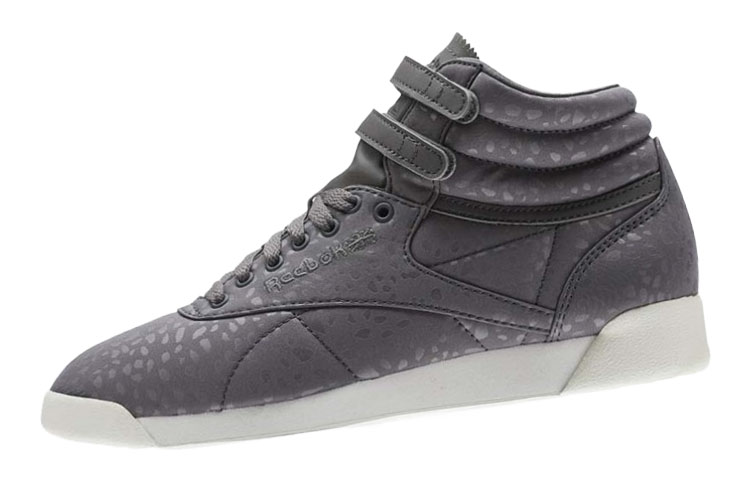 Lookbook (W) Reebok Freestyle Hi 'Kenyamanan Serbaguna Abu' BS6278