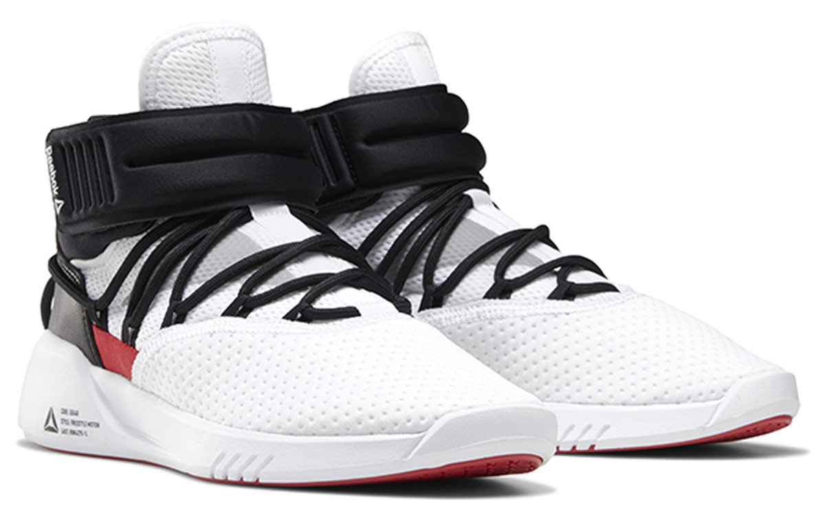 Lookbook (W) Reebok FREESTYLE MOTION ''Schwarz Weiß'' DV9185