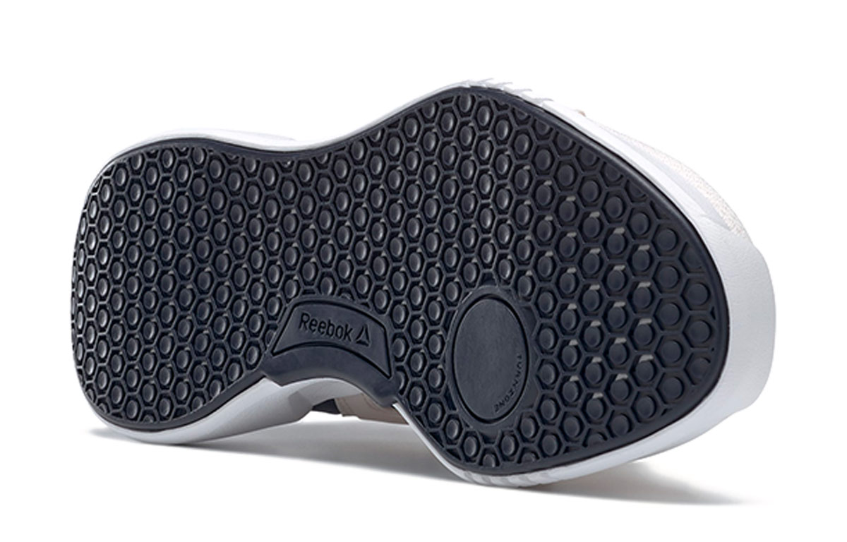Details for (W) Reebok Freestyle Motion Lo ''Rosa Grigio'' FV6238
