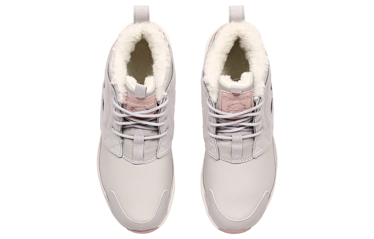Purchase (W) Reebok Furylite Chukka Arctic Lelaki Wanita Kasual CM9938