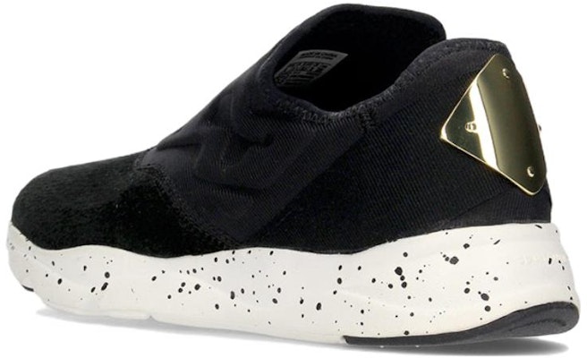 (W) Reebok Furylite Slip On 'Sepatu Lari Nyaman dan Tahan Lama Hitam' V69633 Lookbook (W) Reebok Furylite Slip On 'Sepatu Lari Nyaman dan Tahan Lama Hitam' V69633