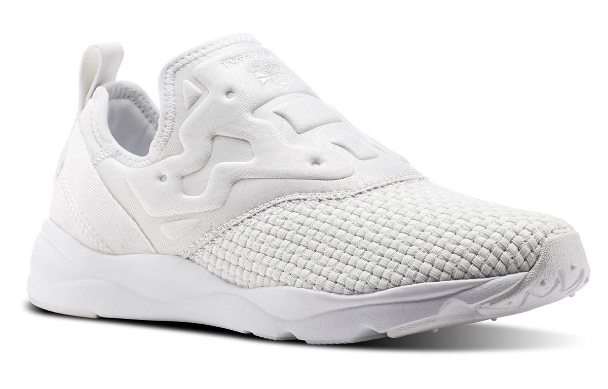 Lookbook (W) Reebok Furylite Slip On Woven ''Bianco'' CM9808