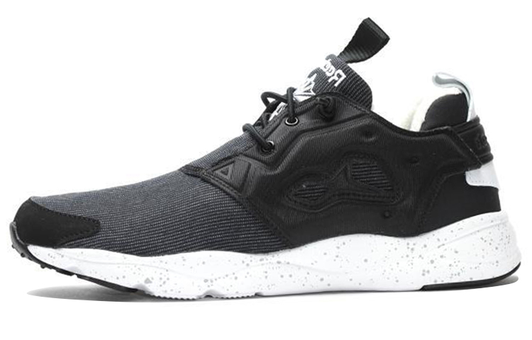 (Women) Reebok Furylite Winter 'Black Grey' AQ9920