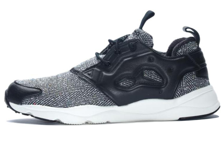 (Women) Reebok Furylite Winter 'Black Grey' V70752