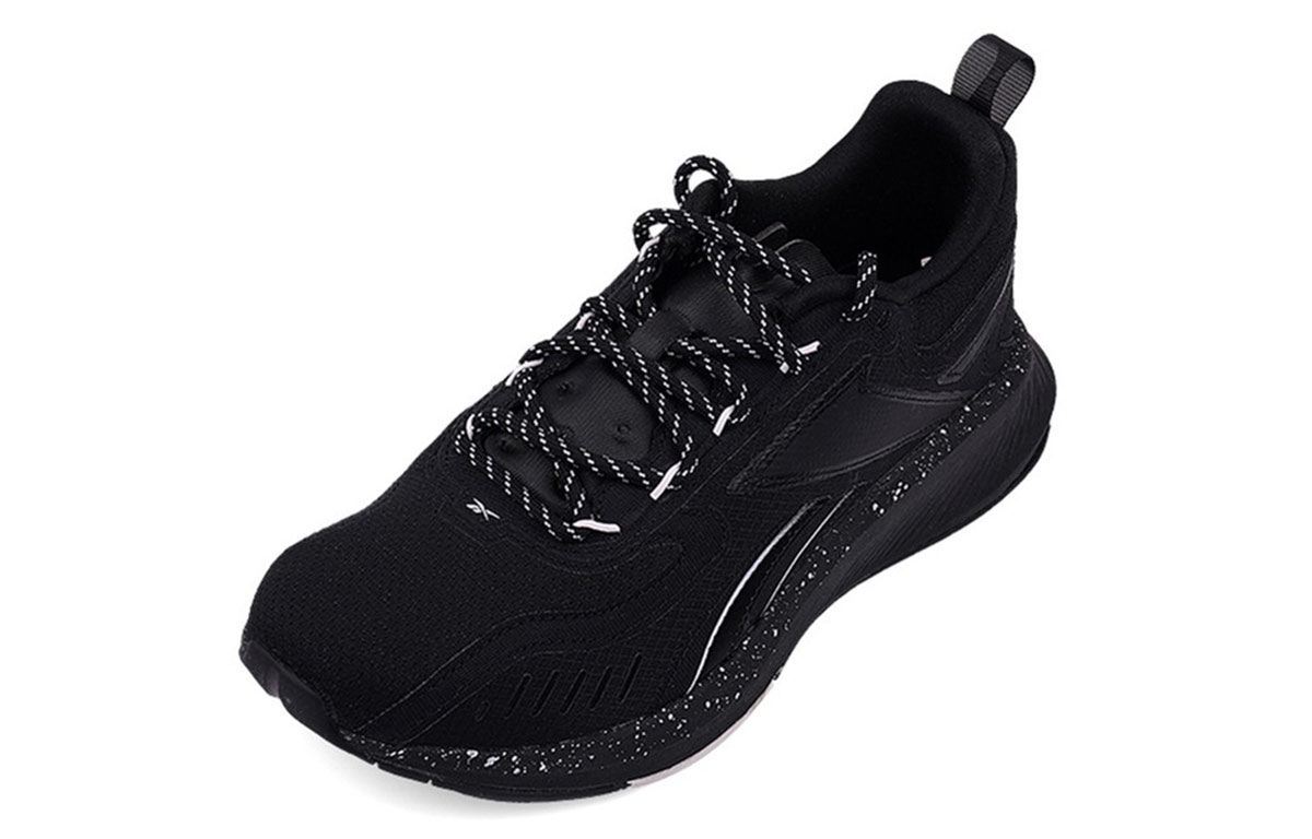 Lookbook (W) 锐步 Fusium Run 20 '黑色'跑鞋 FW7585