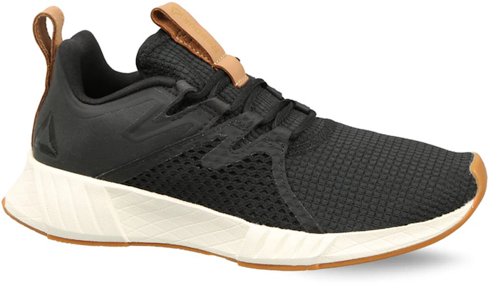 (W) Reebok Fusium Run 2.0 ''Noir'' DV9057 Lookbook (W) Reebok Fusium Run 2.0 ''Noir'' DV9057