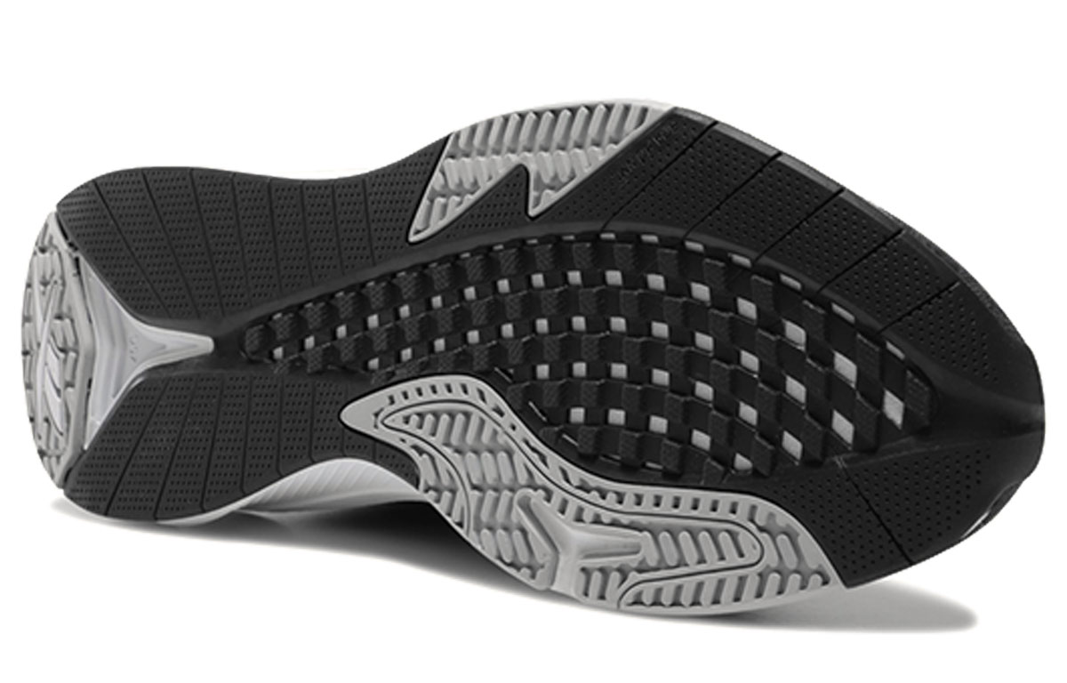 Details for (W) Reebok Fusium Run 2.0 ''Noir'' FV6857