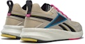 Shop (W) Reebok Fusium Run 2 棕色跑鞋 FW7586