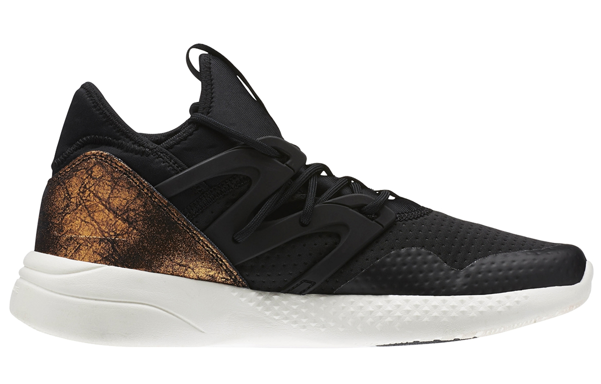 Order (W) Reebok Hayasu ''Noir Or'' AR2393