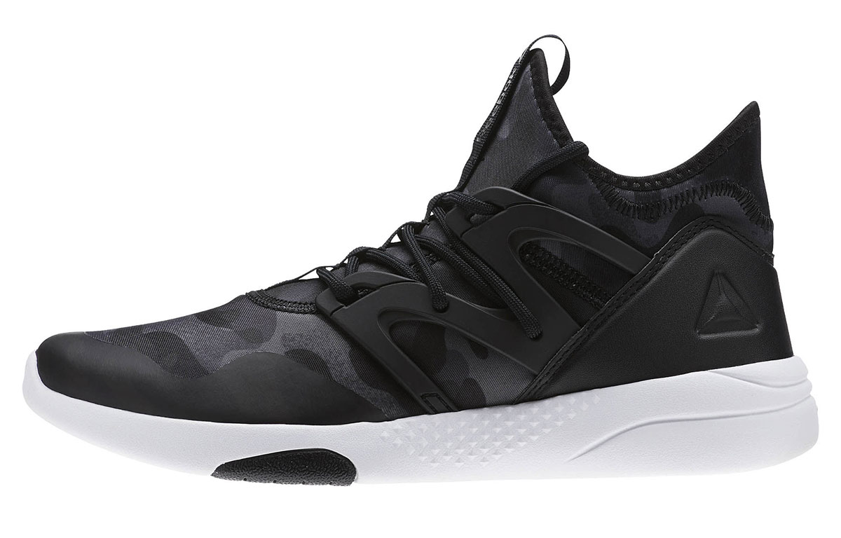 (Women) Reebok Hayasu Ltd Black BS8273