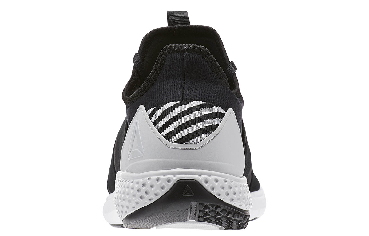 Shop (W) Reebok Impact TR ''Chaussures de Running Noires'' BS8233