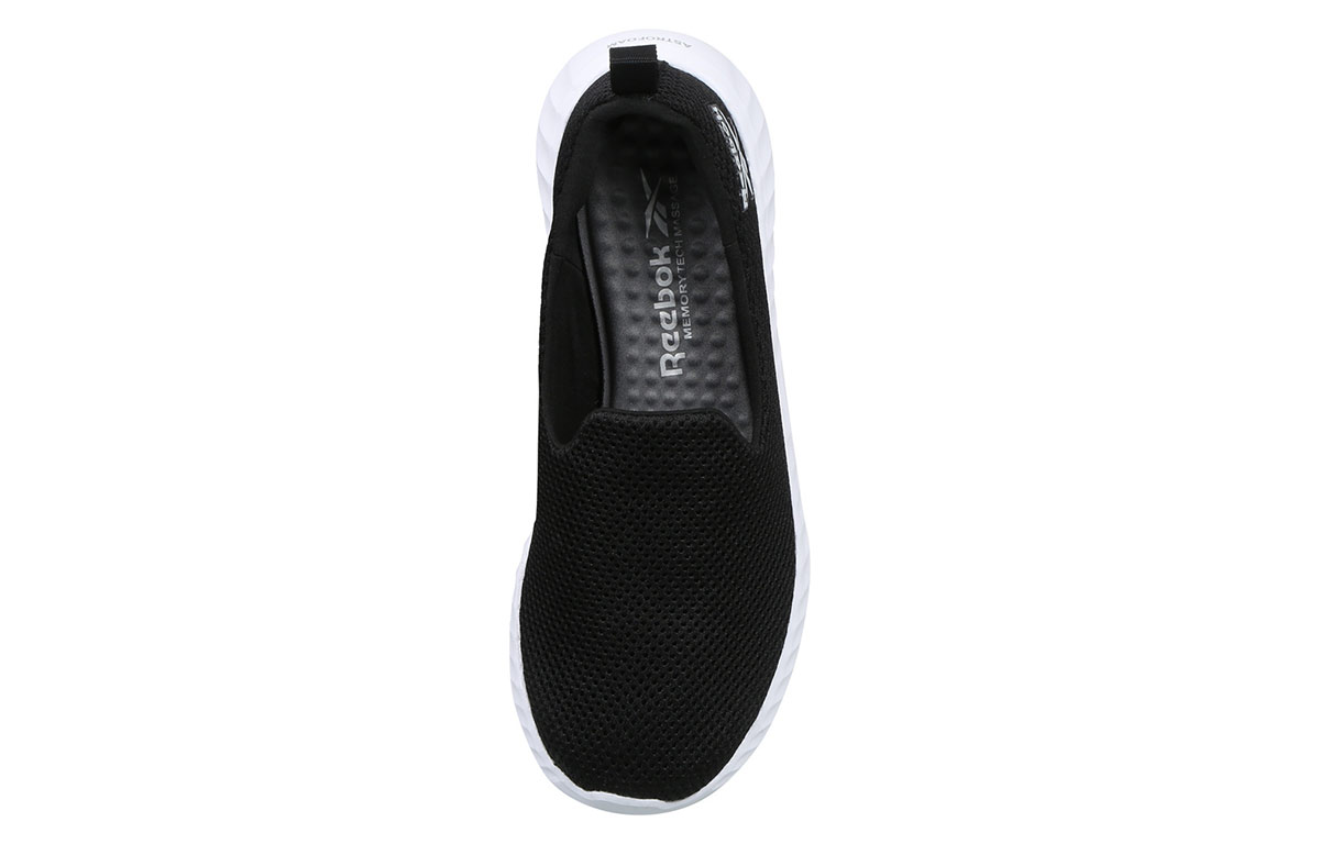 Shop (W) 锐步Inbound黑色跑步便鞋 EW6400