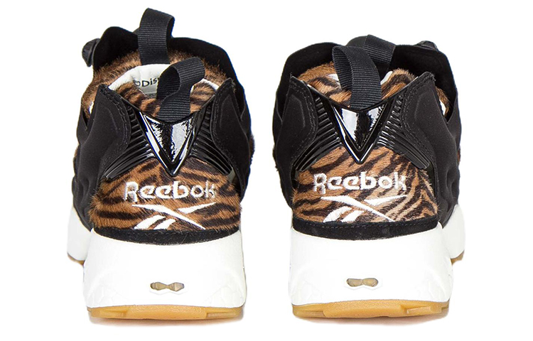 Shop (W) リーボック インスタポンプフューリー 黒茶 (快適・丈夫) AQ9213