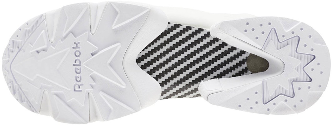 (W) Reebok Instapump Fury Cutouts Baskets Running Blanches CM9817 Details for (W) Reebok Instapump Fury Cutouts Baskets Running Blanches CM9817
