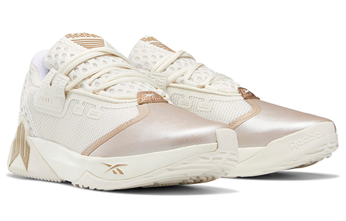 Lookbook (W) リーボック JJ IV アイボリーホワイト FY1957