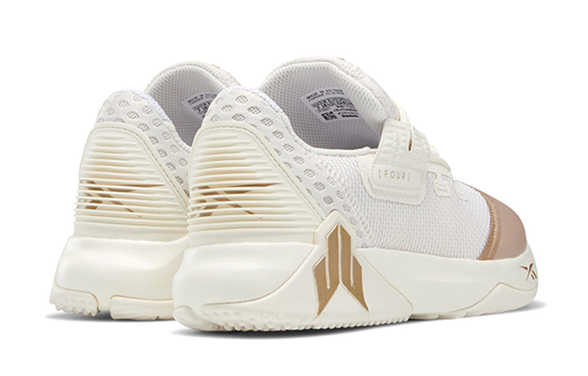 Shop (W) Reebok JJ IV ''Ivoor Wit'' FY1957