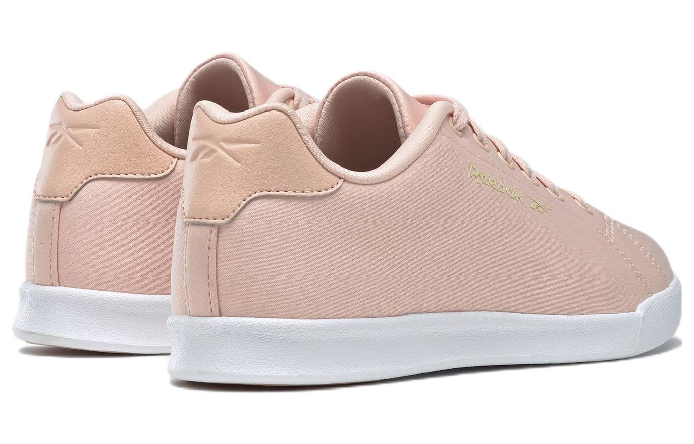 Shop (W) リーボック Lux Walk 2 「ピーチパウダー」 GY2628
