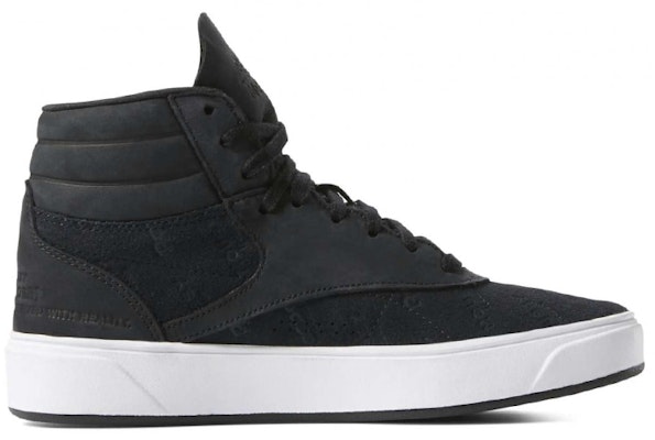 (W) Reebok Moussy x Freestyle Hi Nova Sepatu Tinggi DV5191 Order (W) Reebok Moussy x Freestyle Hi Nova Sepatu Tinggi DV5191