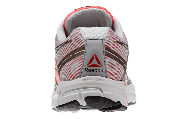 Shop (W) 锐步 One Cushion Breeze '粉色舒适' V60606