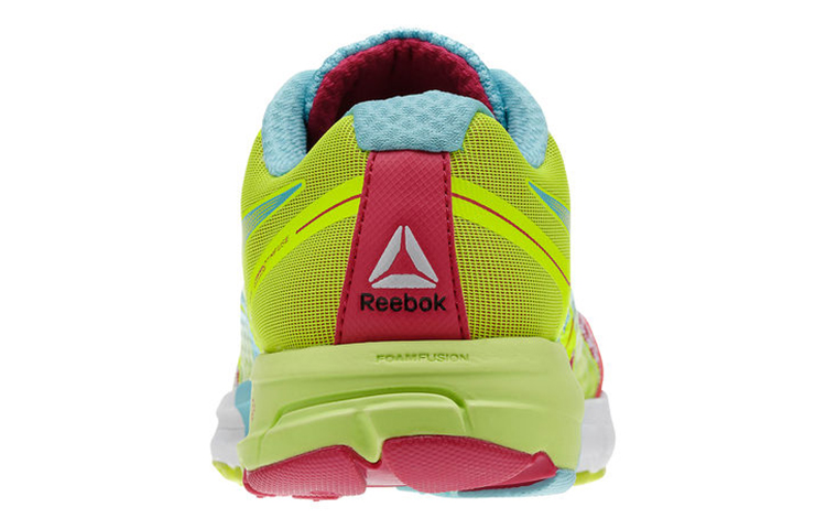 Shop (W) Reebok One Guide 'Rosa Amarillo' V60615