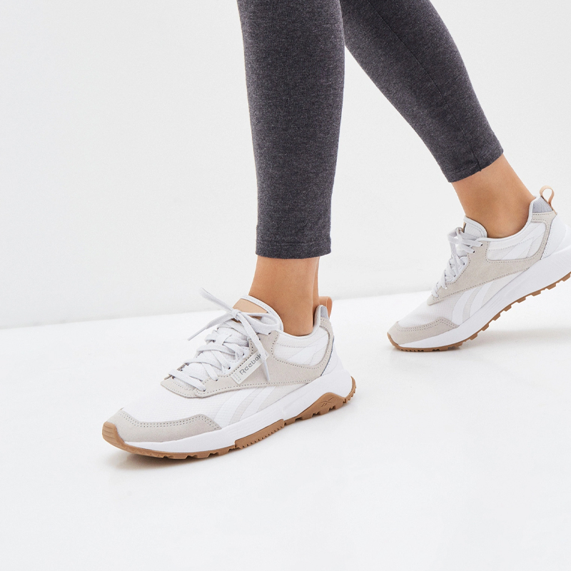 Sizing (W) Reebok Other Professional ''Grijs Wit'' FZ4363