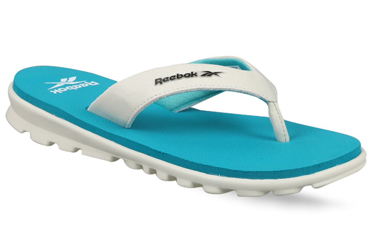 Lookbook (W) Reebok Altri Ciabatte Sportive ''Blu Bianco'' EX8050