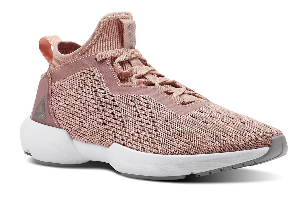 Lookbook (W) Reebok Plus Runner 2.0 'Merah Muda' CN1082