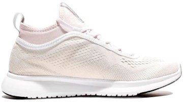Order Reebok Plus Runner 舒適 輕便 低幫 跑步鞋 女款 淺粉