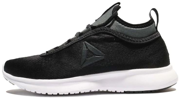 women-reebok-plus-runner-tech-black-comfort-bs-5469