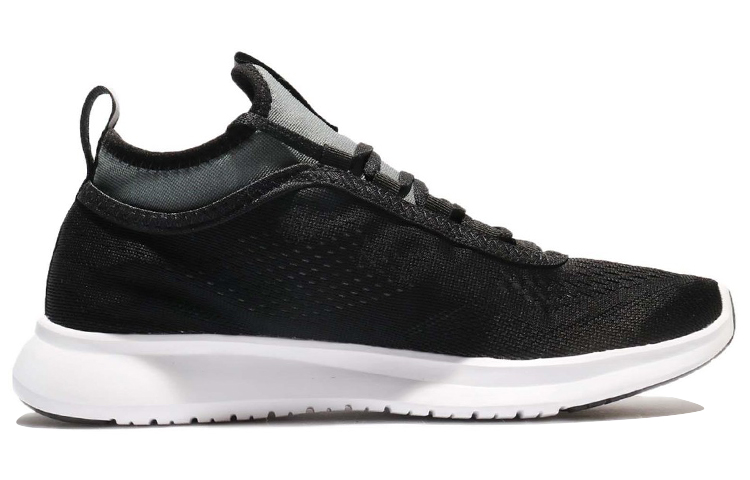 Order (W) Reebok Plus Runner Tech 'Hitam Keselesaan' BS5469