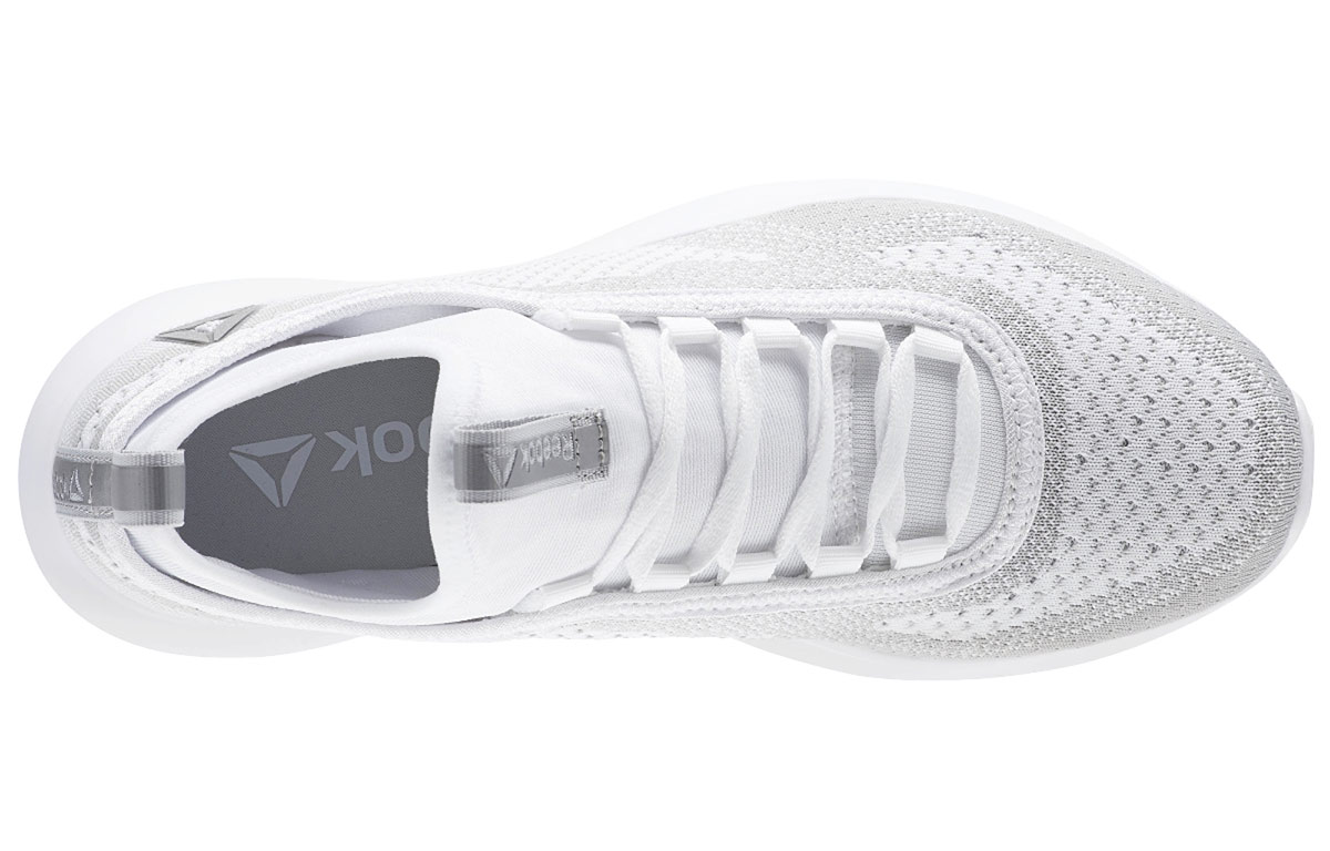 Shop (W) 锐步Plus Ultk 白色 BS8620