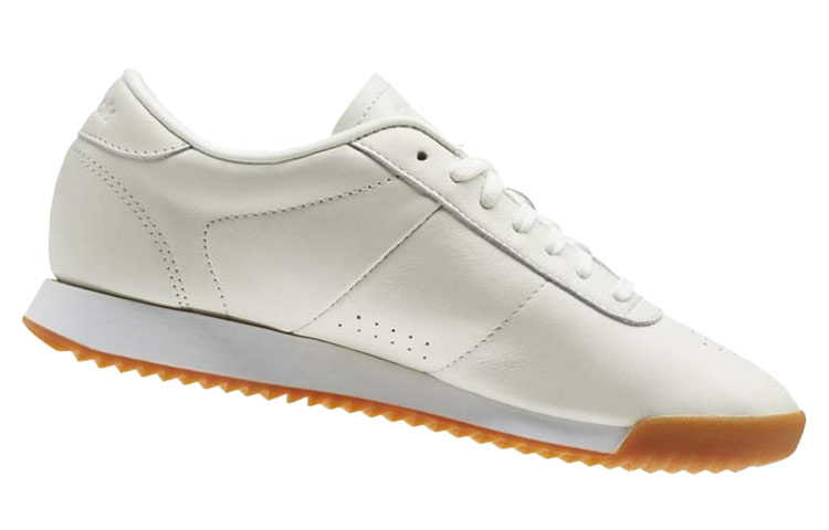 Shop (W) Reebok Princess ''Comfort Off-White'' Scarpe. CN0709