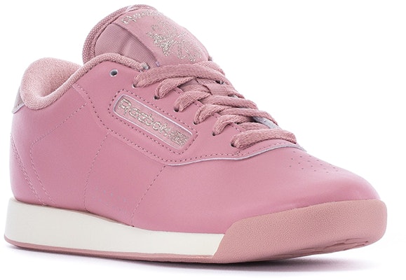 (W) Reebok Princess 'Merah Jambu' GY1193 Lookbook (W) Reebok Princess 'Merah Jambu' GY1193
