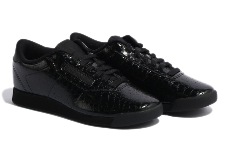 Lookbook (W) Reebok Princess 'Lunares Negros' GW8361