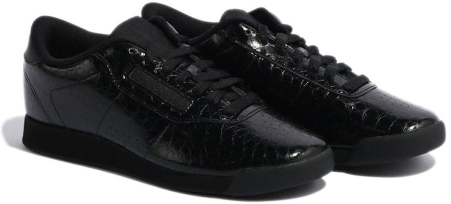 (W) Reebok Princess 'Titik Polka Hitam' GW8361 Lookbook (W) Reebok Princess 'Titik Polka Hitam' GW8361
