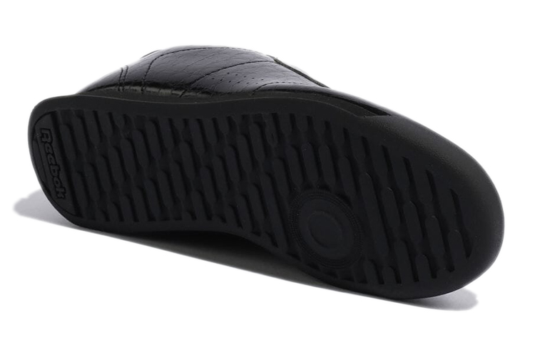 Details for (W) Reebok Princess 'Lunares Negros' GW8361