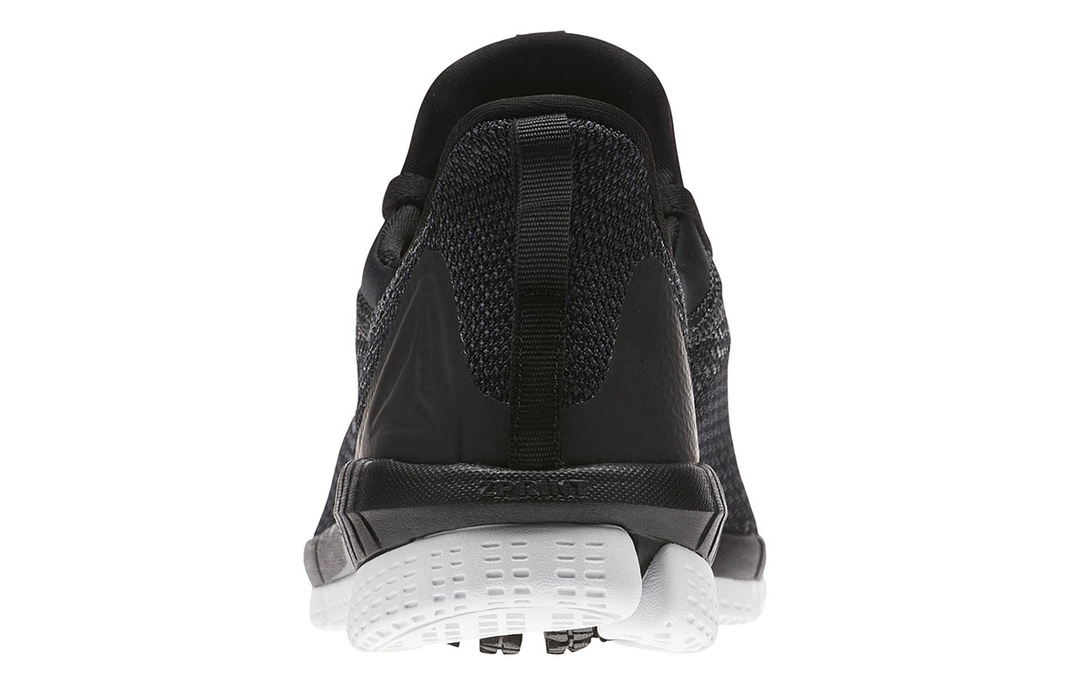 Shop (W) Reebok Print Chaussures CM8868