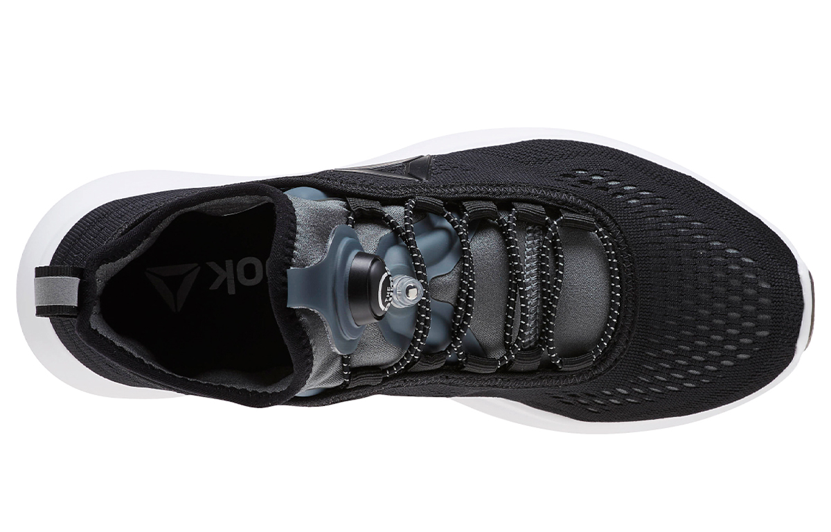 Shop (W) Reebok Pump Plus Tech ''Nero Running'' BD4872