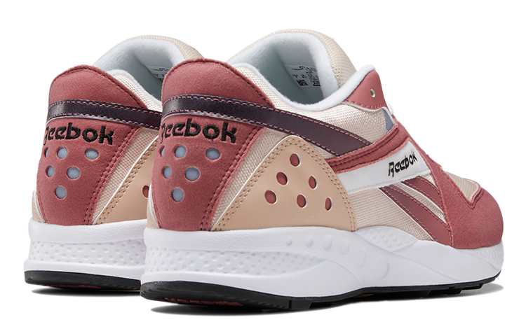 Shop (W) Reebok Pyro ''Rosa Corallo'' DV7351