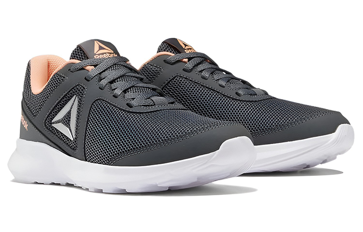 Lookbook (W) Reebok Quick Motion ''Cool Grey Low-Top Laufschuhe'' DV6175