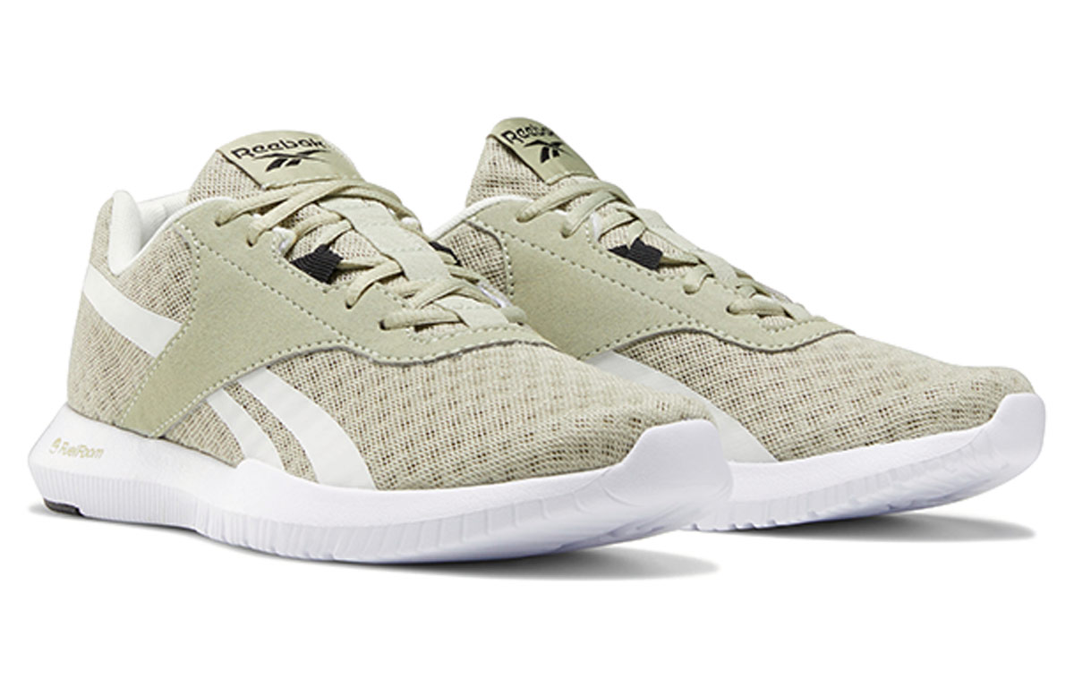 Lookbook Reebok Reago Essential 2 女款 灰色 跑步鞋