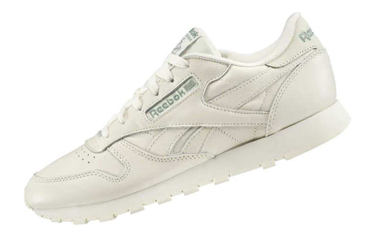 Lookbook (W) 리복 클래식 레더 로우 '베이지' DV4889